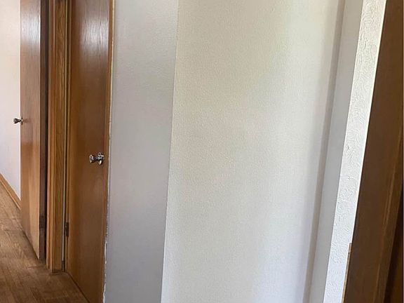 4th image of 205 9th St S APT 1