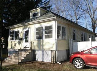 128 New Salem St, Wakefield, MA 01880