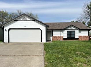 445 Eldridge St, Lawrence, KS 66049