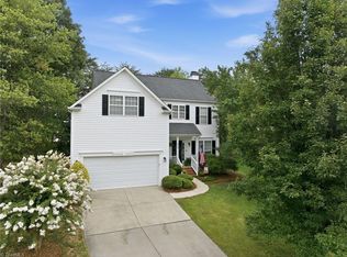 4020 Maid Marion Ct, Jamestown, NC 27282