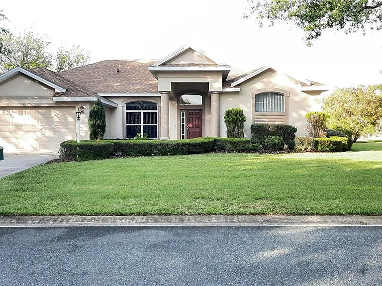 1315 Elli Cir — Photo 1
