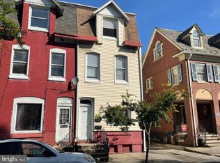 1039 Walnut St, Reading, PA 19601