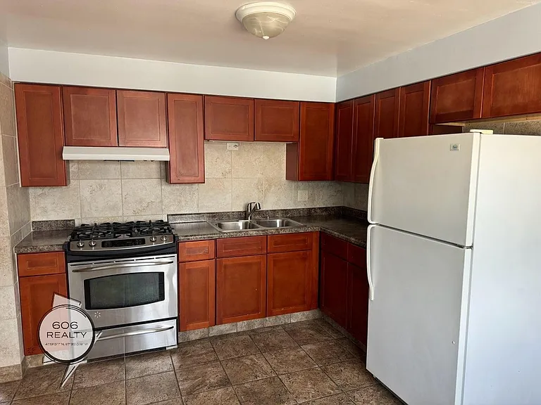 Dunning Area Apts! — Photo 1