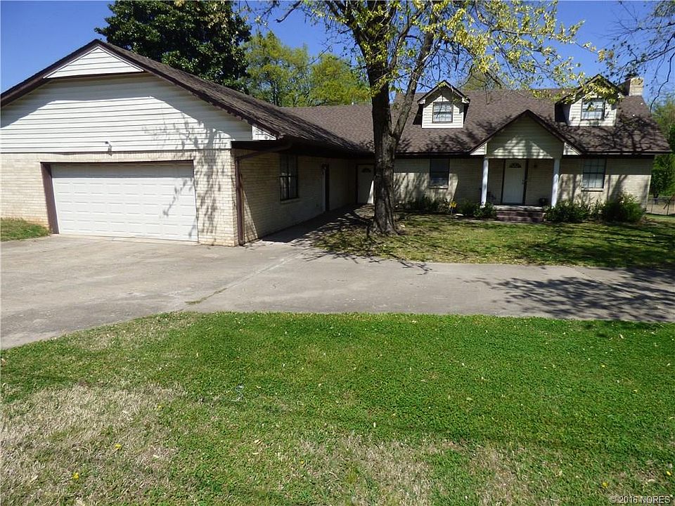 1st image of 854 W Keetoowah St