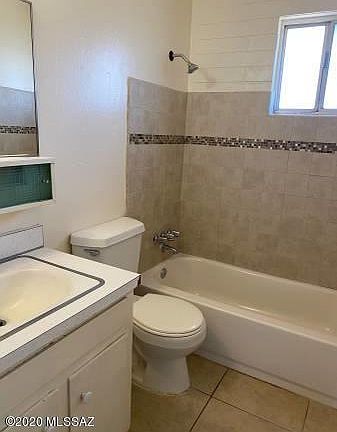 3rd image of 4350 E Fairmount St #1