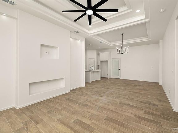 5th image of 1019 Baker Ln