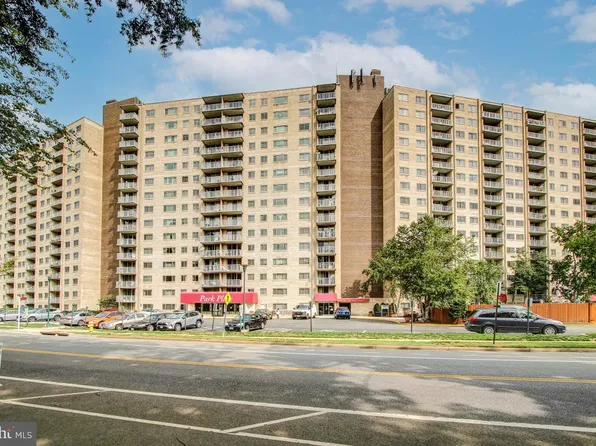 2500 N Van Dorn St APT 304, Alexandria, VA 22302
