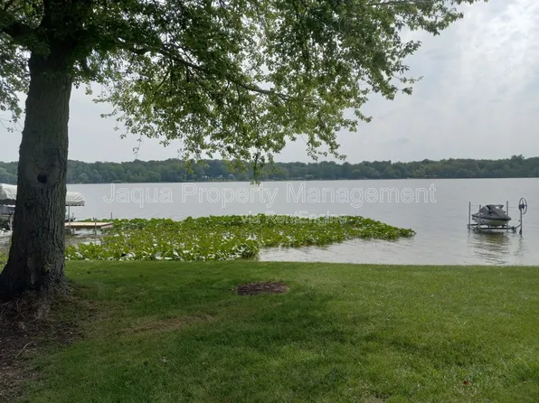 44361 66th St, Bangor, MI 49013