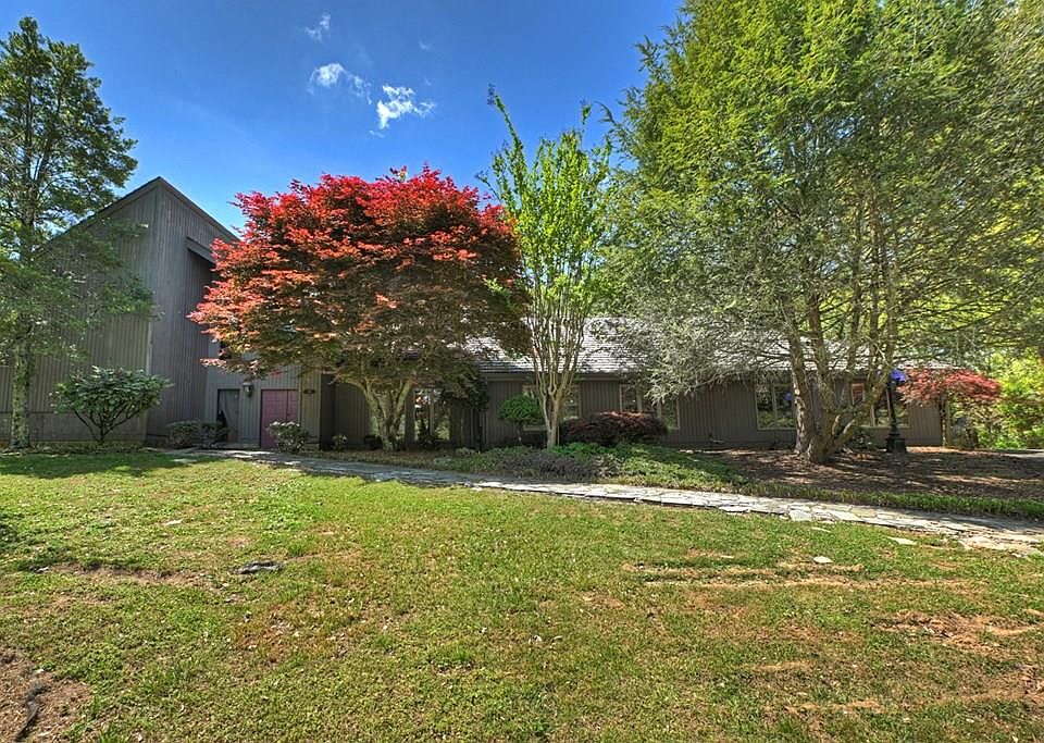 1st image of 196 Westwoods Dr