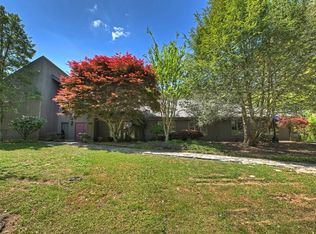 196 Westwoods Dr, Ellijay, GA 30540