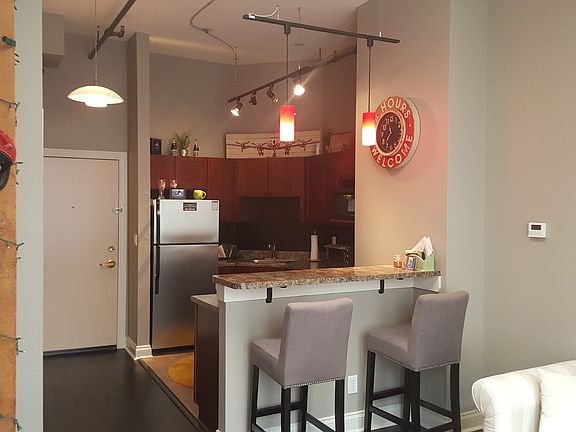 4th image of 308 W 8th St APT 515