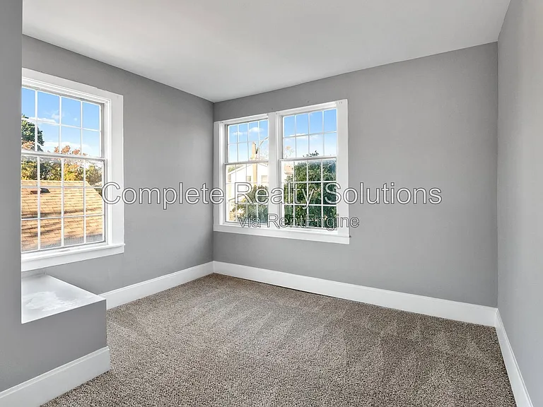 6254 Goener Ave — Photo 14