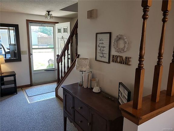 2nd image of 22 Wimbledon Ln