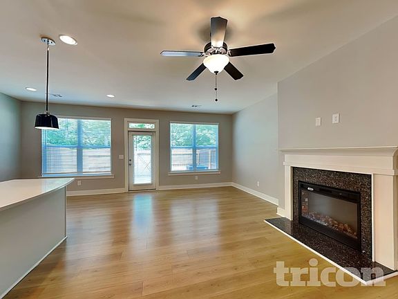 3rd image of 73 Auburn Valley Way