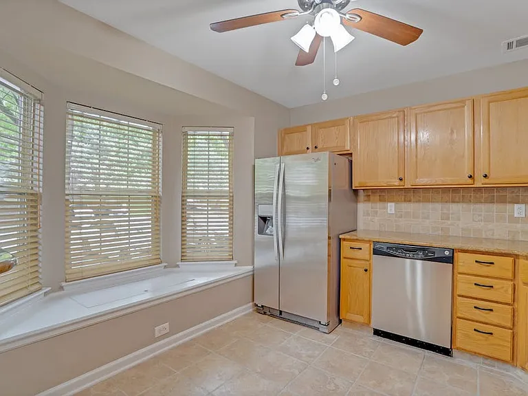 2269 Nash Ct — Photo 11