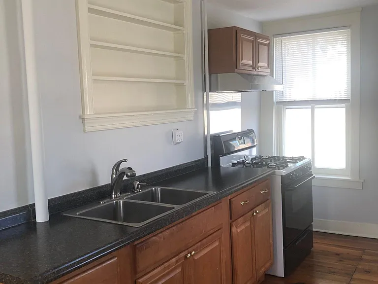 124 Horner St #2 — Photo 7