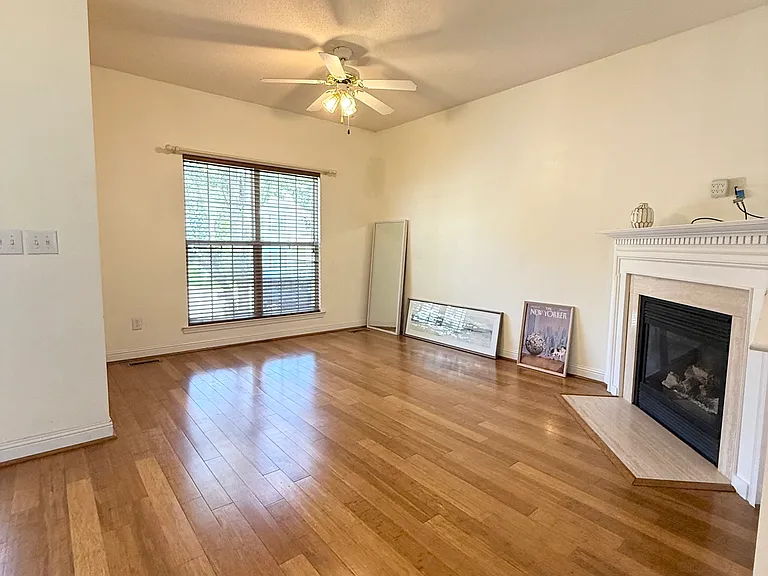 5509 Glencree Ct — Photo 6