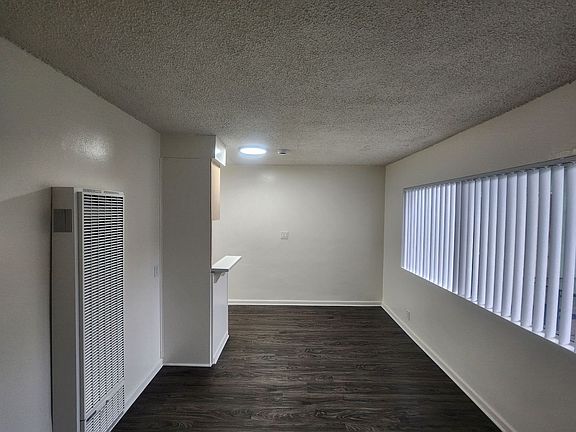 3rd image of 10400 S Inglewood Ave APT K