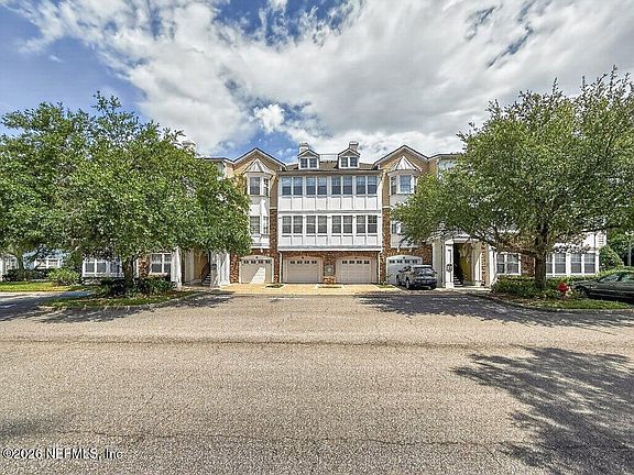 2nd image of 8550 TOUCHTON Road #527