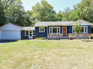 5671 N Sievers Pl, Glendale, WI 53209