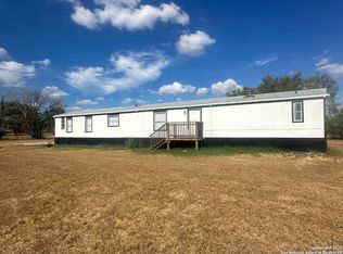 175 County Road 481, Pandora, TX 78143