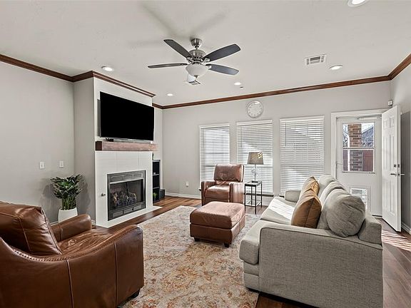 5th image of 5129 SE 49th St