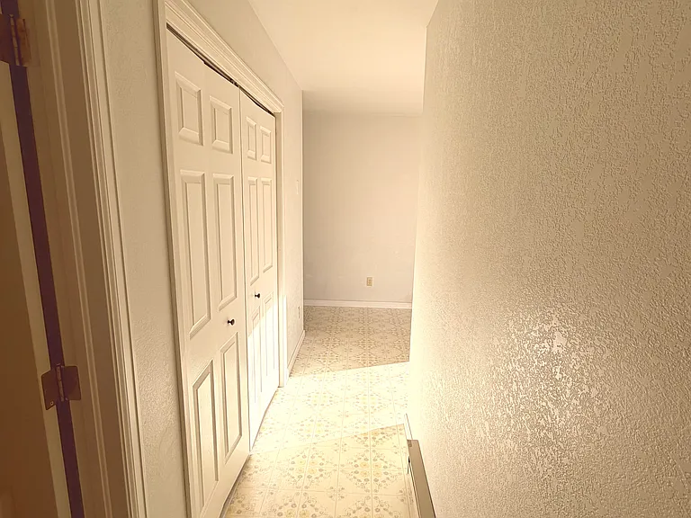 726 Lillian Ln #202 — Photo 29
