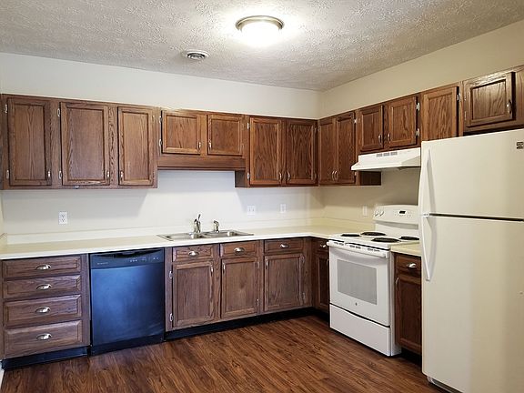 5th image of 316 Jones Ln APT 19