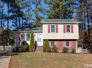 6 Smoke Ridge Ct, Durham, NC 27713