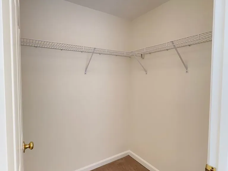 7958 Brightmeadow Ct — Photo 14