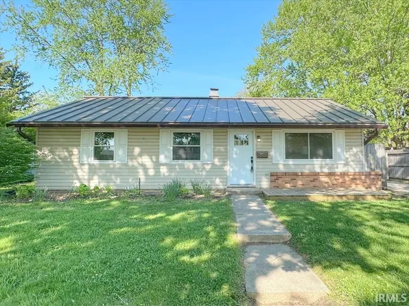 821 N Berkley Rd, Kokomo, IN 46901