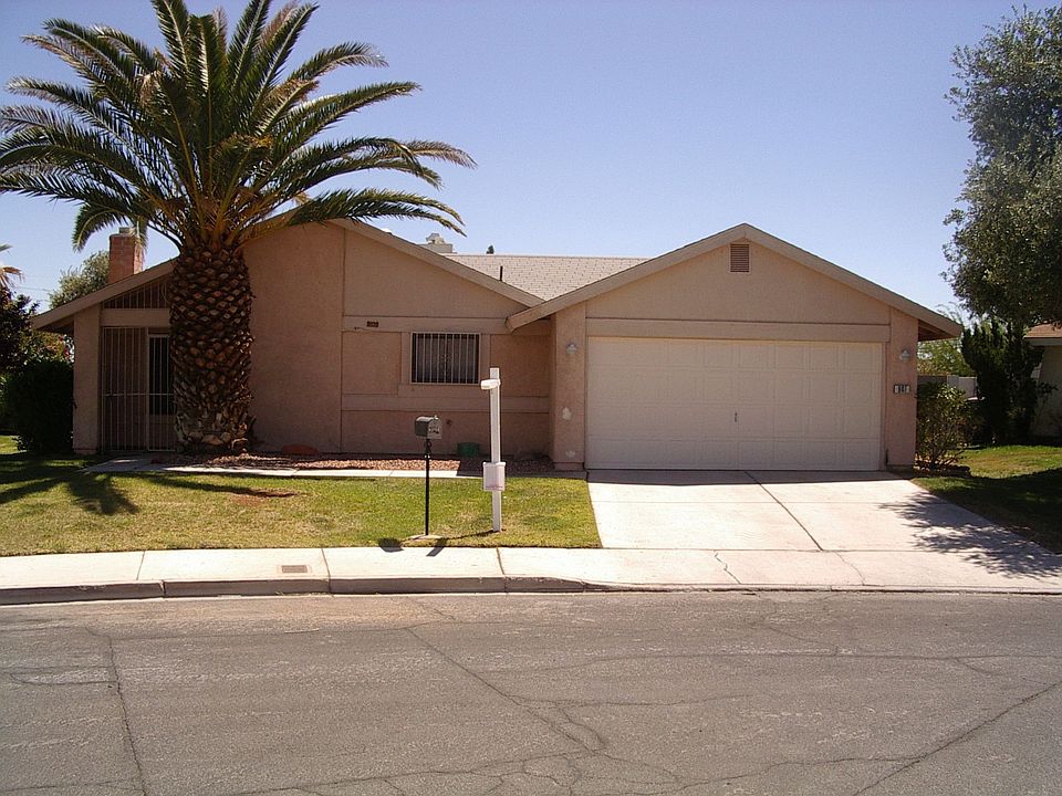 1st image of 901 Shadow Mountain Pl