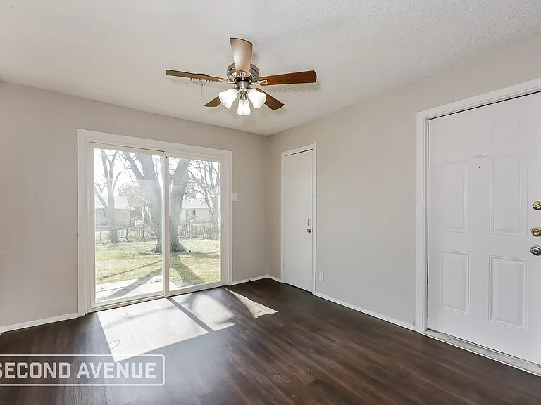 3412 Beth Dr — Photo 7
