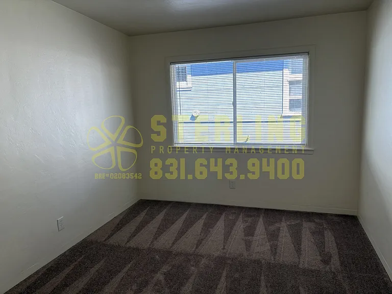 812 Park Avenue - Monterey — Photo 11