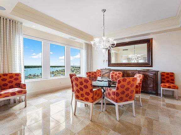 4th image of 622 N Flagler Drive #604