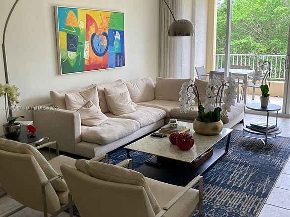 5th image of 703 Crandon Blvd APT 303