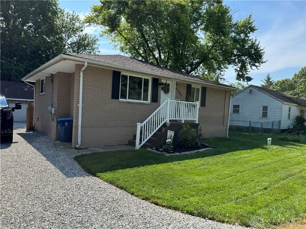 6346 Apache St, Huber Heights, OH 45424
