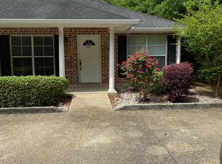 1801 Read Rd #B, Picayune, MS 39466