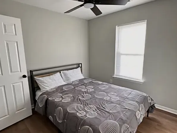 5601 Cedar Ave #4, Philadelphia, PA 19143