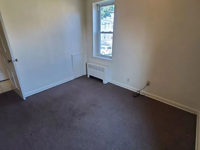 825 Wisconsin Ave - 6 Unit — Photo 6