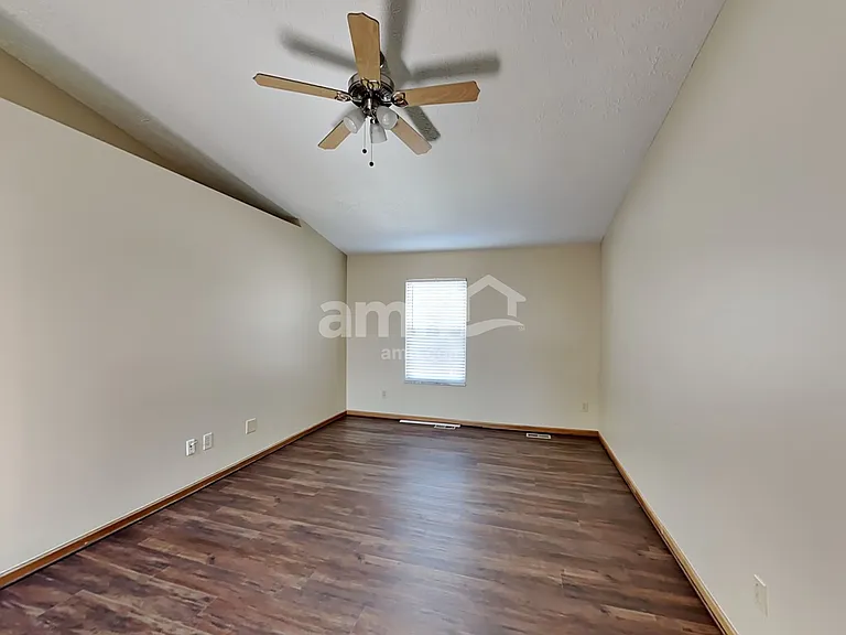 12098 Mallard Pond Dr — Photo 6