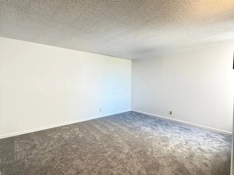 2101 Shoreline Dr #254 — Photo 21