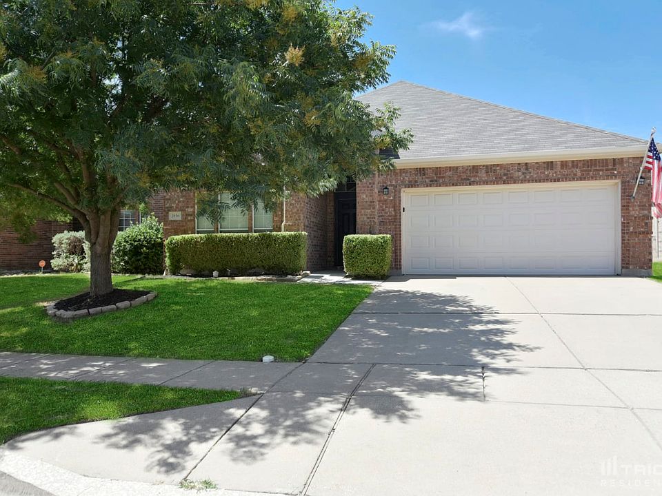 1st image of 2856 Maple Creek Dr