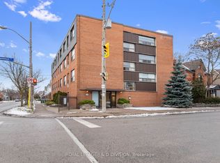 325 Sammon Ave #307, Toronto, ON M4J 2A1