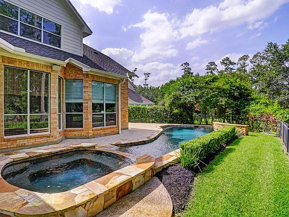 3rd image of 14406 Vanover Ln