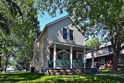 1st image of 61 Rose Ave E