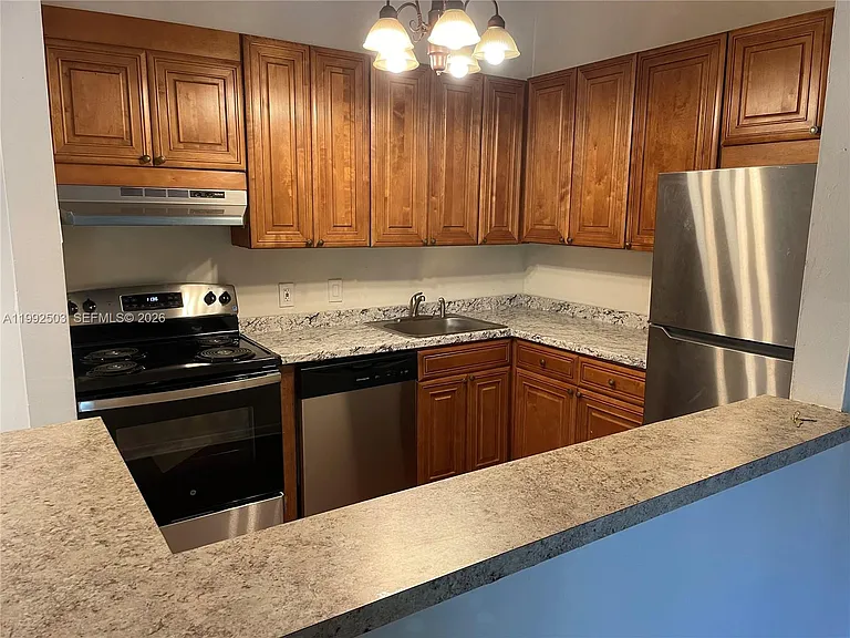 819 NE 199th St #6-205 — Photo 3