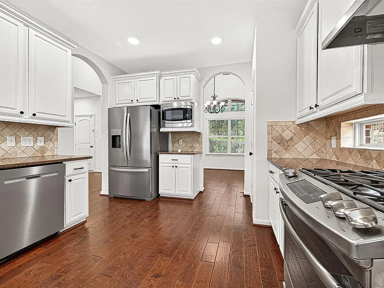 138 S Sawbridge Cir — Photo 14
