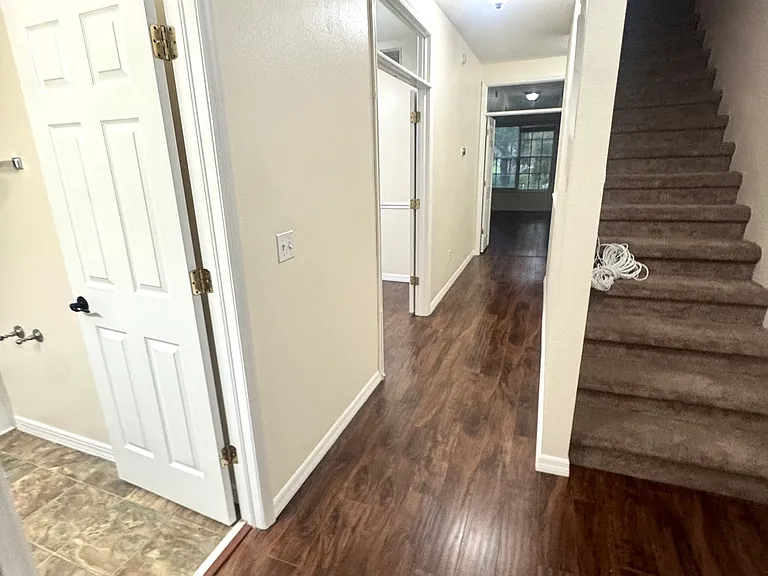 2800 Countryside Blvd #1-33 — Photo 49