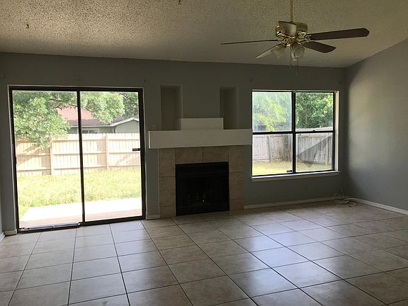 2nd image of 9442 Valley Way Dr